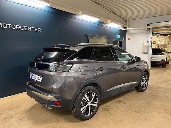 Peugeot 3008 3 of 5