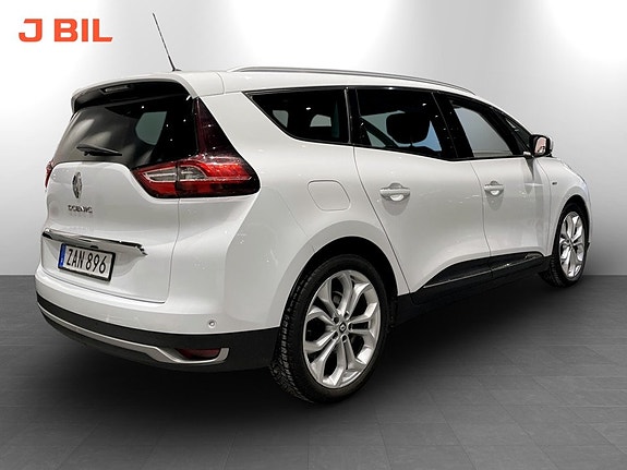Renault Grand Scenic IV 4 of 5