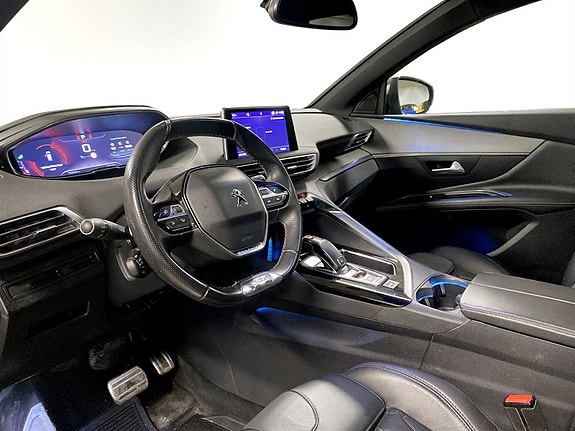 Peugeot 3008 4 of 5
