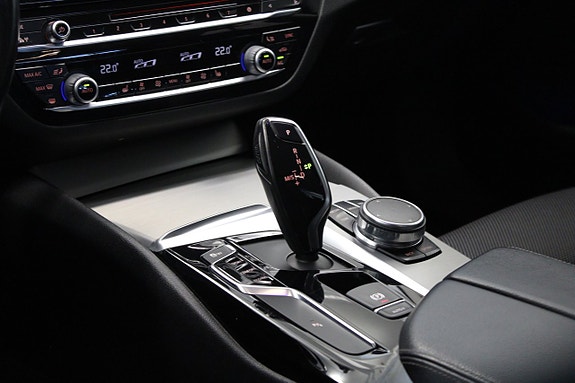 BMW 520 15 of 30