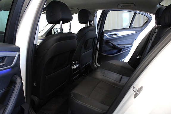 BMW 520 14 of 30