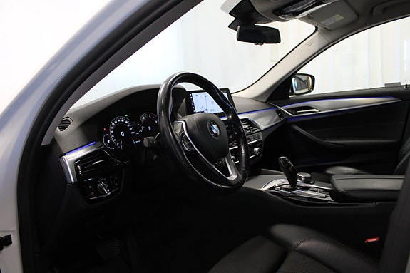 BMW 520 17 of 30