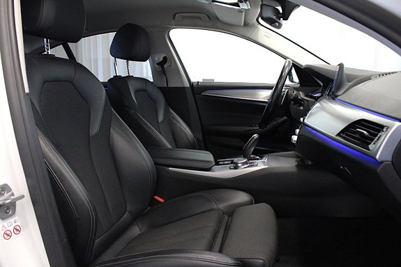 BMW 520 10 of 30