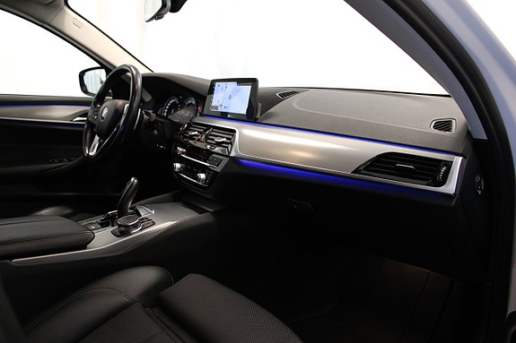 BMW 520 9 of 30