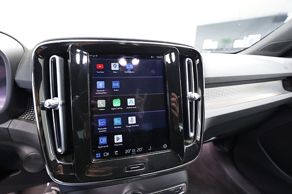 Volvo XC40 22 of 22