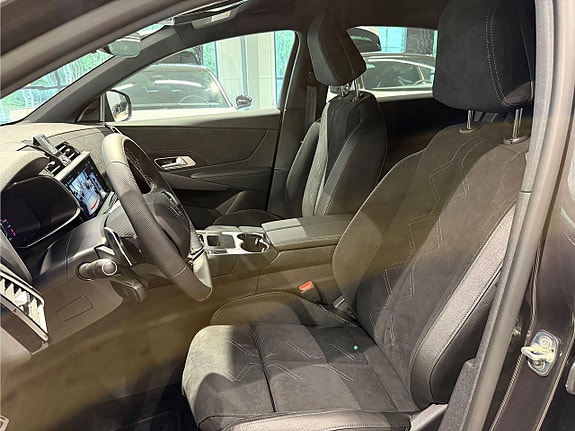 DS DS 7 Crossback 10 of 18