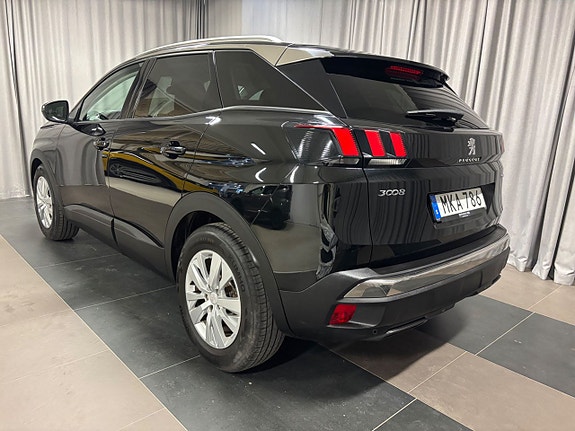 Peugeot 3008 3 of 5