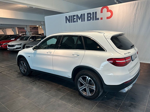 Mercedes-Benz GLC350 e 6 of 19