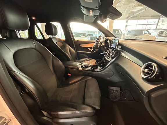 Mercedes-Benz GLC350 e 13 of 19