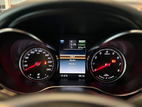 Mercedes-Benz GLC350 e 15 of 19