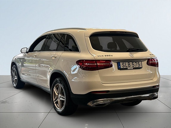 Mercedes-Benz GLC350 e 5 of 19