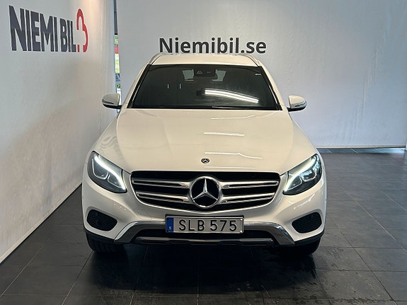 Mercedes-Benz GLC350 e 2 of 19