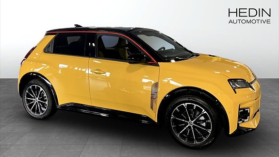 Renault 5 4 of 12