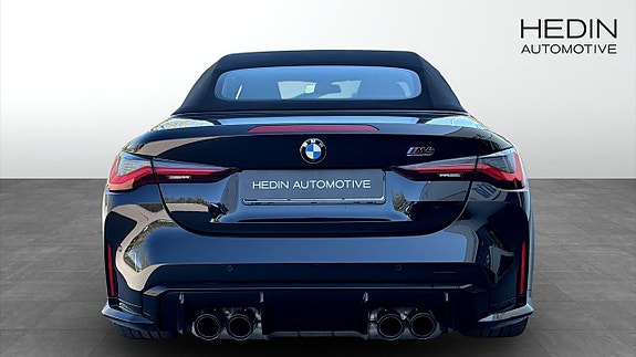 BMW M4 7 of 9