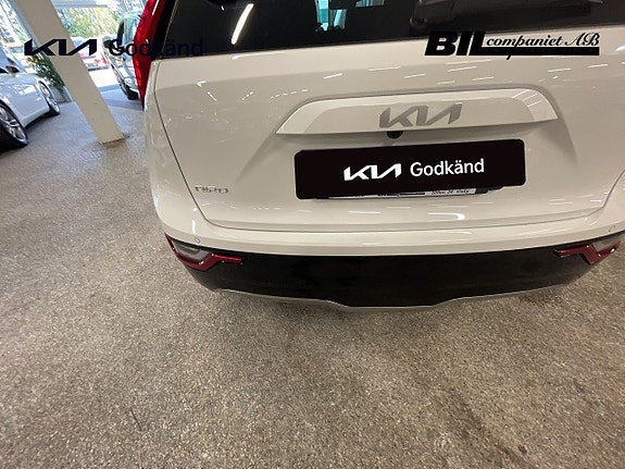 Kia Niro 11 of 17