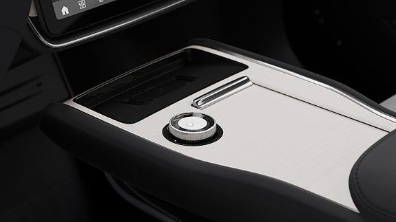 Volvo EX90 19 of 19