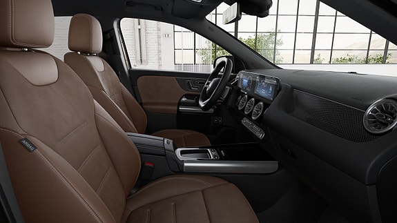 Mercedes-Benz GLA250 e 2 of 2