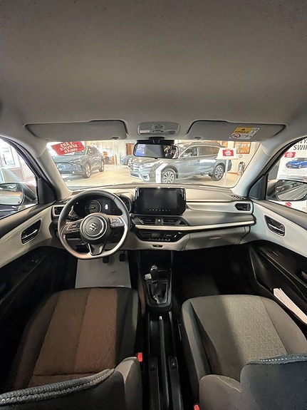 Suzuki Swift 6 of 9