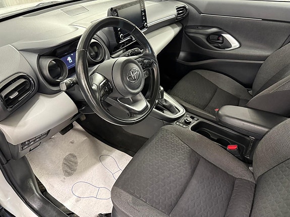 Toyota Yaris Cross 5 of 9