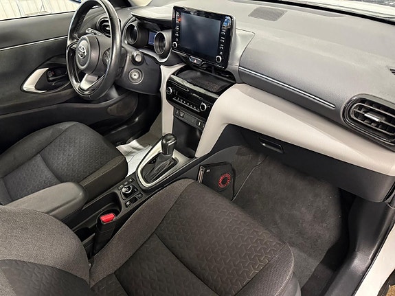 Toyota Yaris Cross 6 of 9