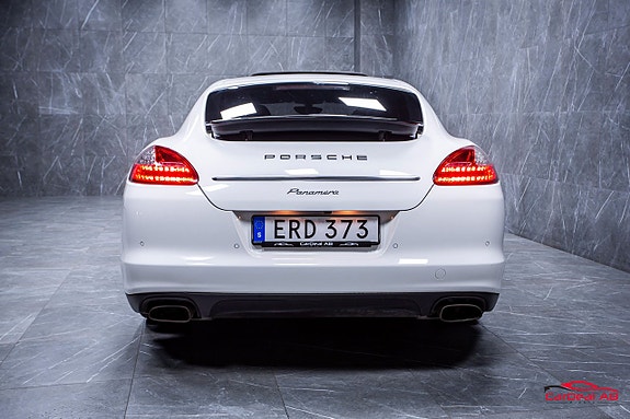 Porsche Panamera 6 of 27