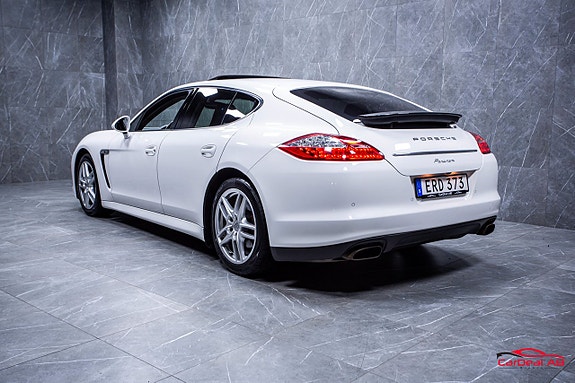 Porsche Panamera 5 of 27