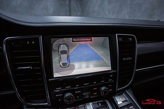 Porsche Panamera 25 of 27