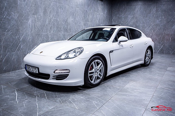 Porsche Panamera 3 of 27