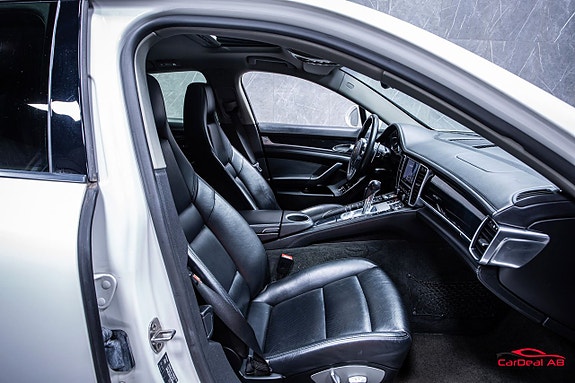 Porsche Panamera 17 of 27