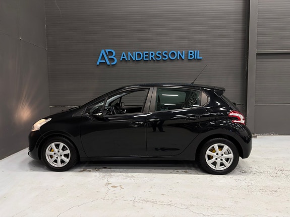 Peugeot 208 6 of 23