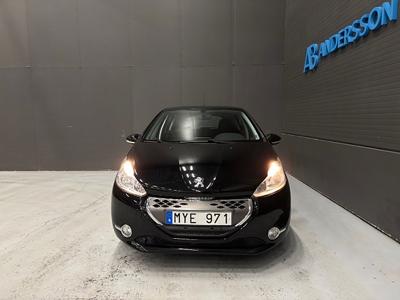 Peugeot 208 9 of 23