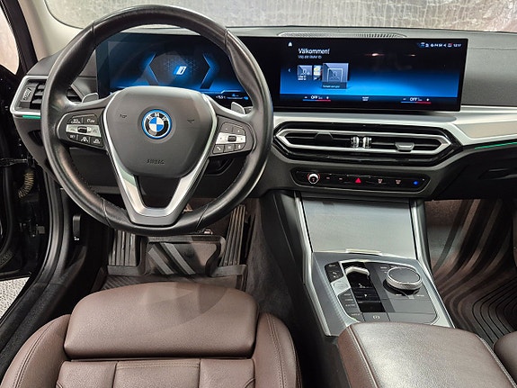 BMW 330e 6 of 10