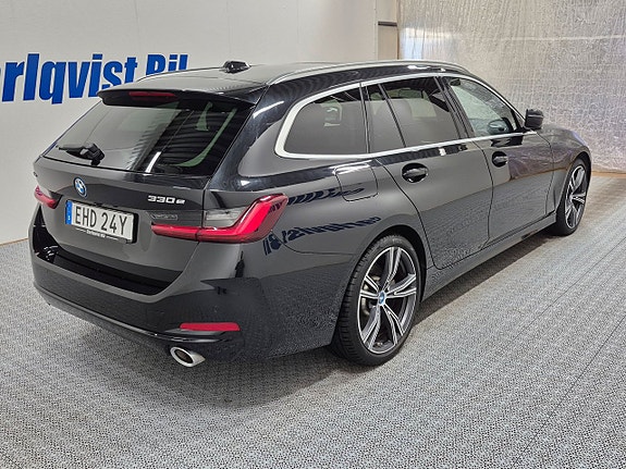 BMW 330e 4 of 10