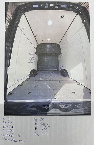 Mercedes-Benz Sprinter 319 29 of 29