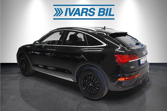 Audi Q5 2 of 5