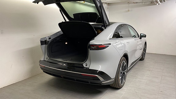 Mazda 6e 4 of 5