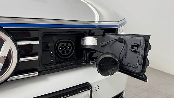 Volkswagen Passat 19 of 19