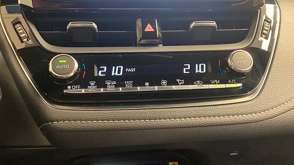 Suzuki Swace 15 of 19