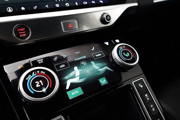 Jaguar I-PACE 14 of 23