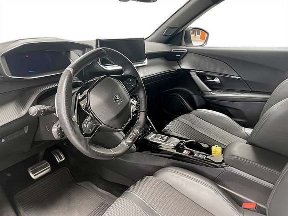 Peugeot 2008 6 of 16