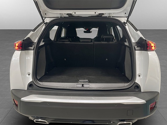 Peugeot 2008 16 of 16