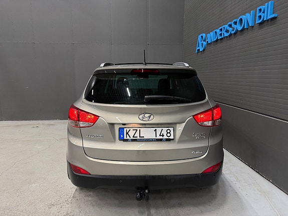 Hyundai ix35 8 of 27
