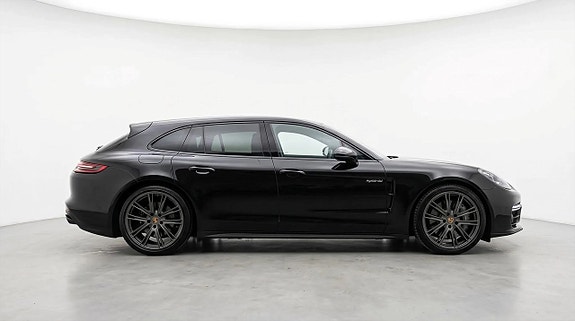 Porsche Panamera 4 3 of 25