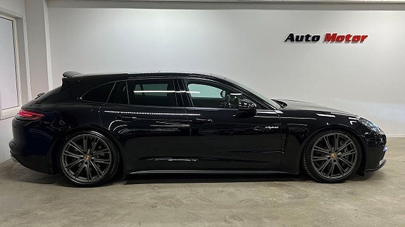 Porsche Panamera 4 4 of 5