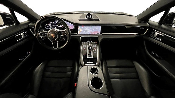 Porsche Panamera 4 6 of 25