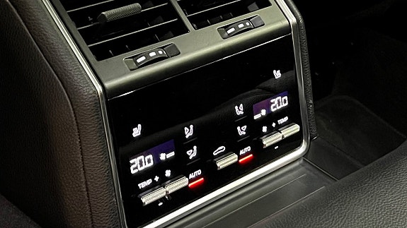 Porsche Panamera 4 15 of 25