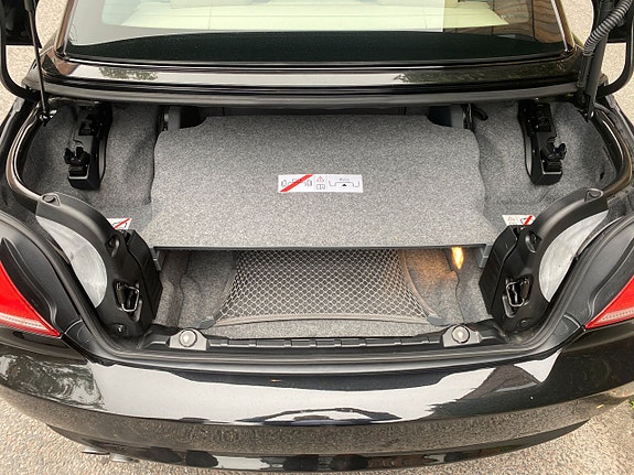 BMW 325i 7 of 24