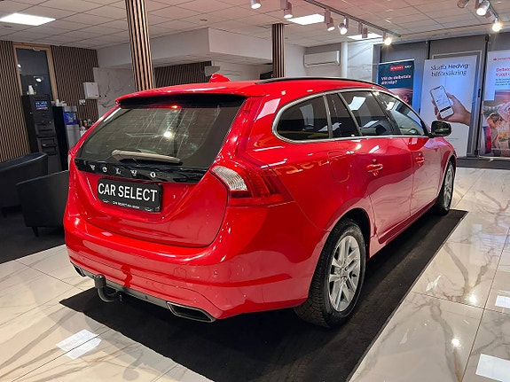 Volvo V60 11 of 30