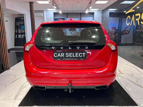 Volvo V60 8 of 30