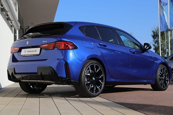 BMW 120 6 of 13